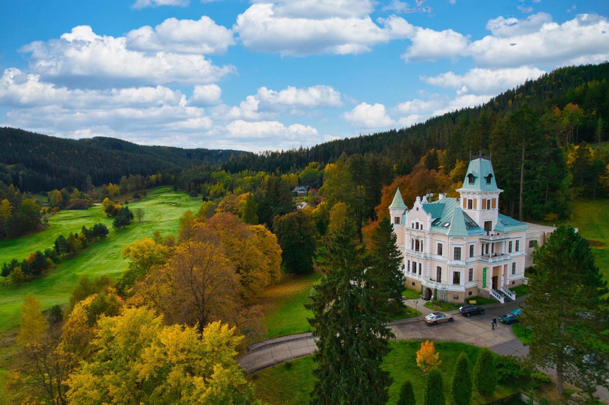 Hotel Chateau Cihelny Карлові Вари Екстер'єр фото