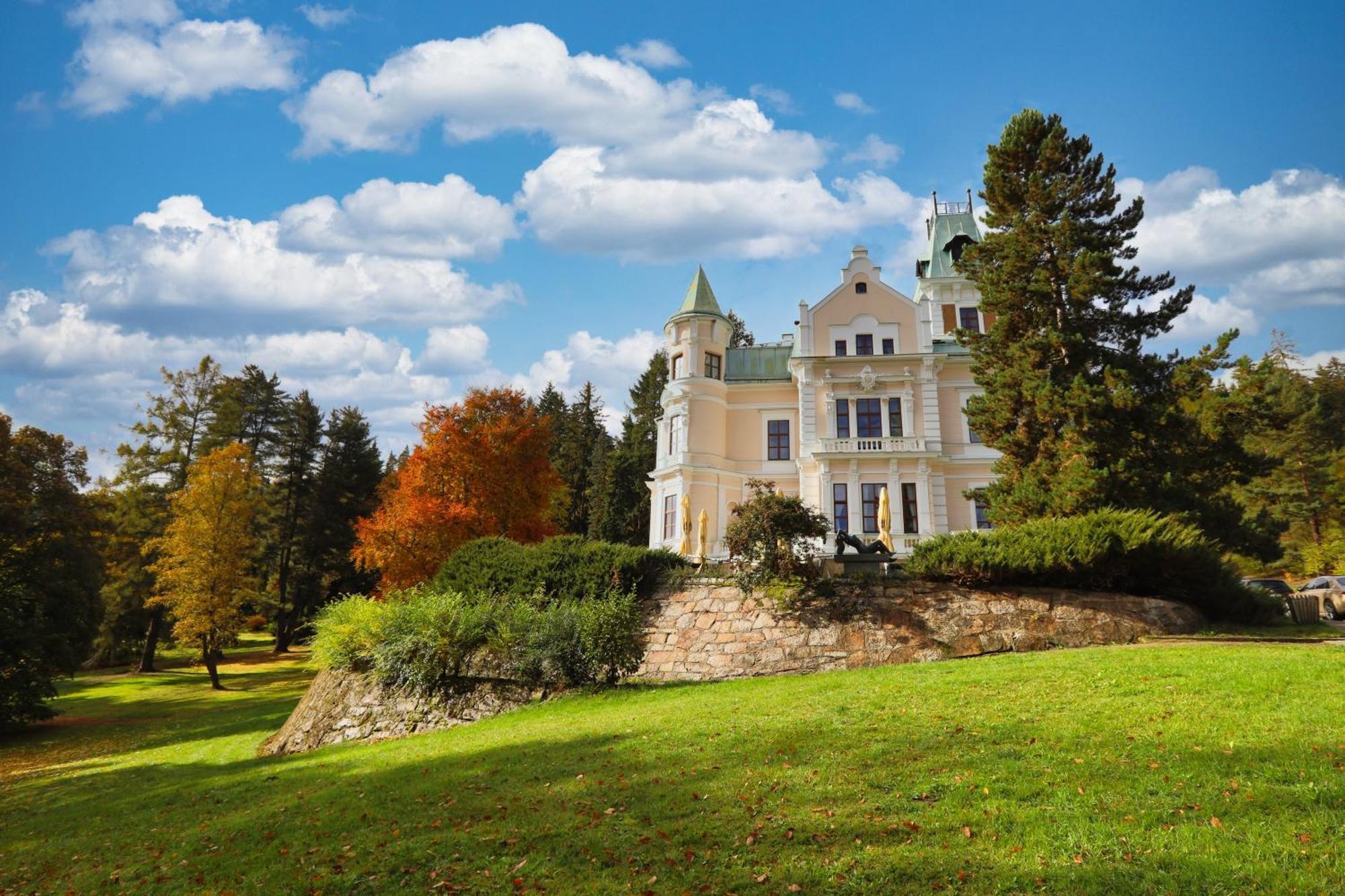 Hotel Chateau Cihelny Карлові Вари Екстер'єр фото