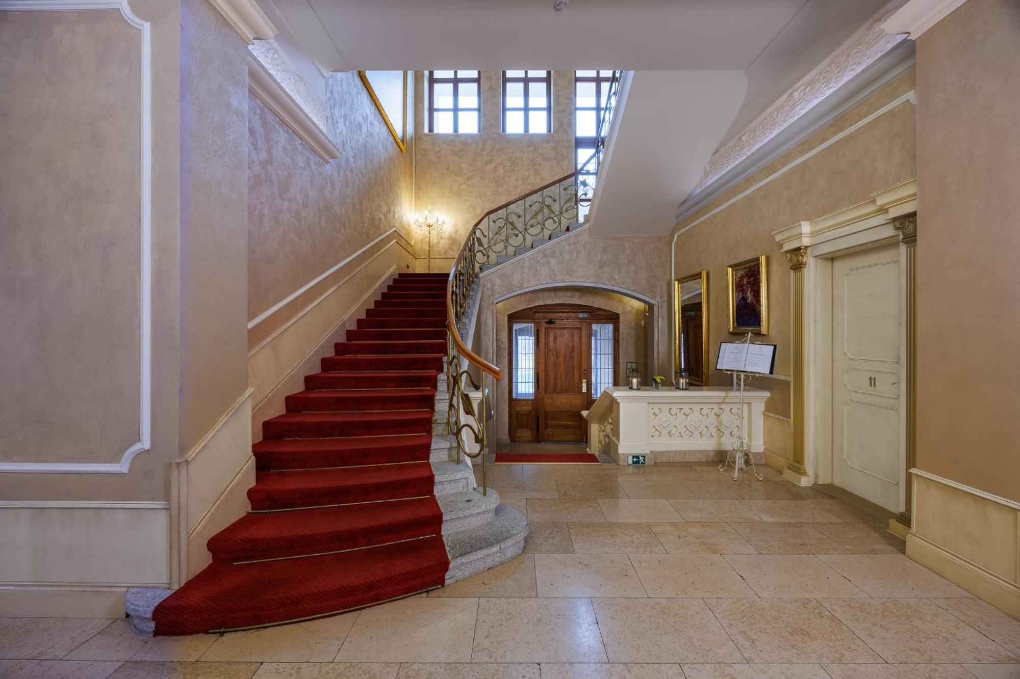 Hotel Chateau Cihelny Карлові Вари Екстер'єр фото