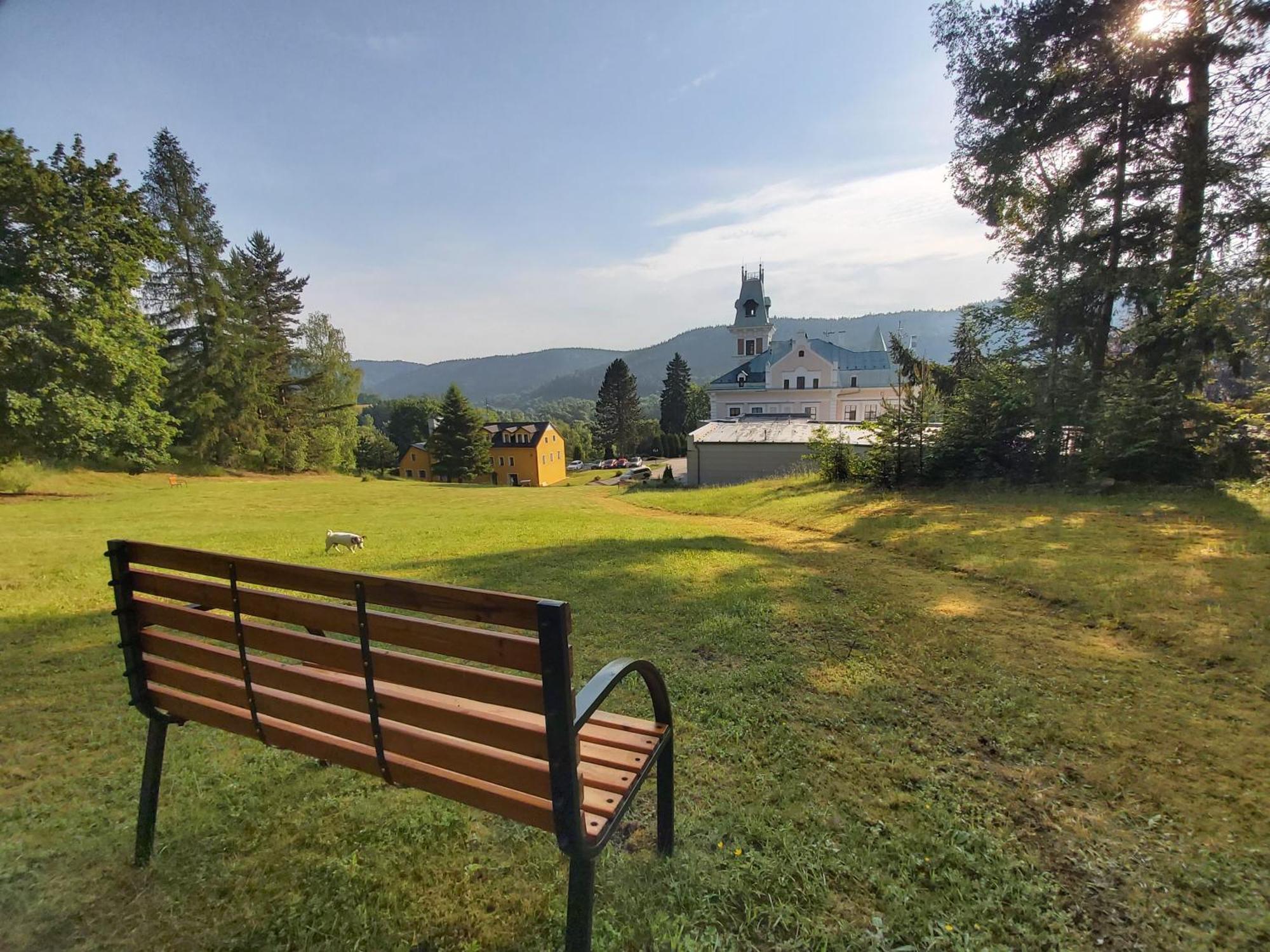 Hotel Chateau Cihelny Карлові Вари Екстер'єр фото